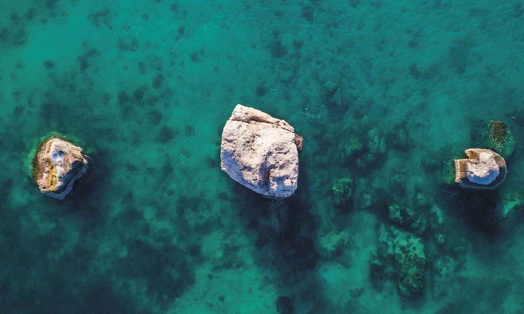 Ocean Rock Vinyl Kitchen Rug